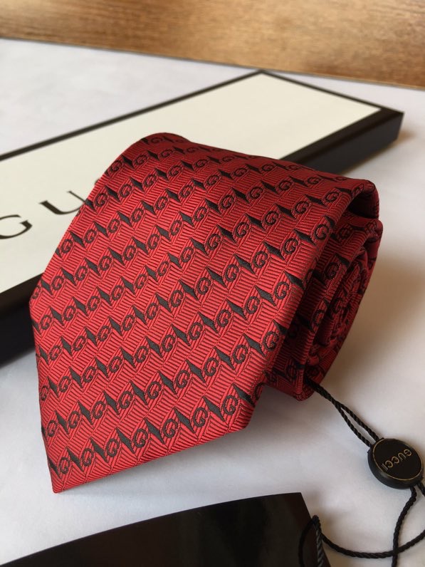 Gucci Tie hm27